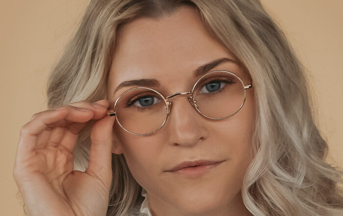 Lunor M9 blonde Hair blue eyes